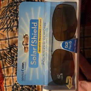 Solar Shield Polarized Clip-On Sunglasses 52 Rec 5 Brown